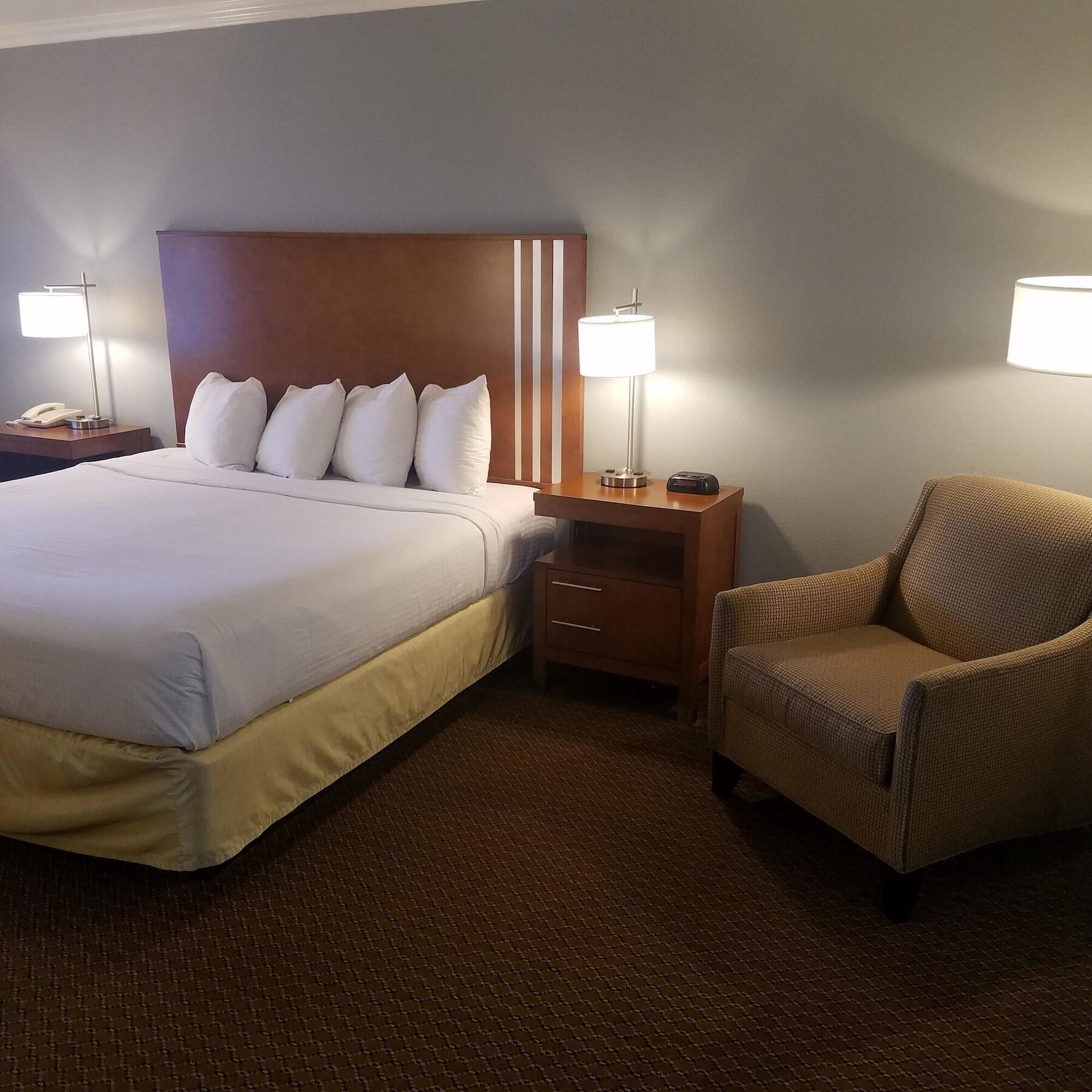 Surestay Hotel By Best Western Hollister Exterior foto